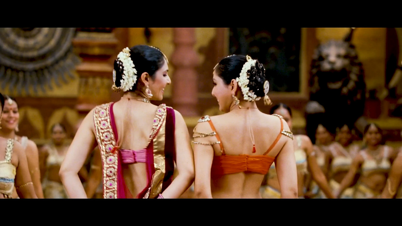 Ponnar Shankar 2011 Hot Song 4k.mp4_snapshot_02.36_[2020.12.12_00.09.06]