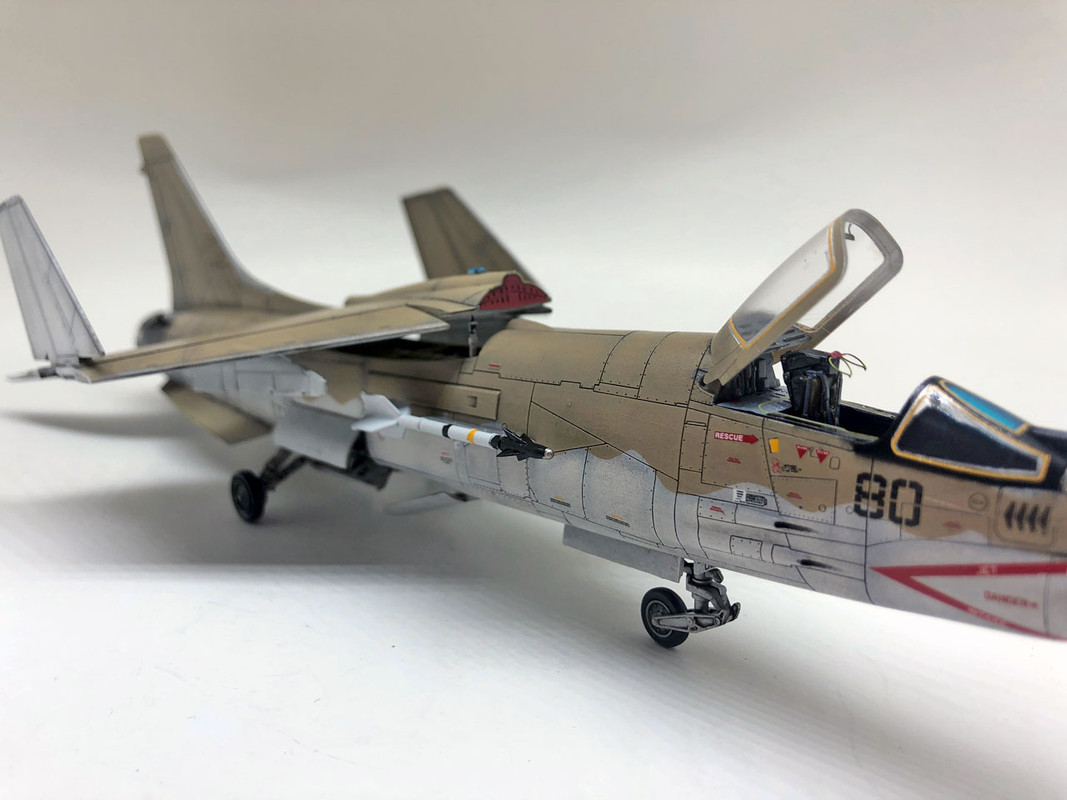F-8E-CRUSADER(SHIN BORIS)-FINAL12