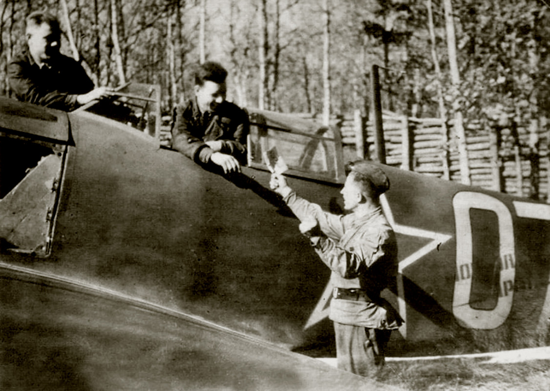 Lavochkin-La-5FN-2GvIAP-322IAD-White-07-slogan-Mongolian-Arat-Ukrainan-front-1944-01