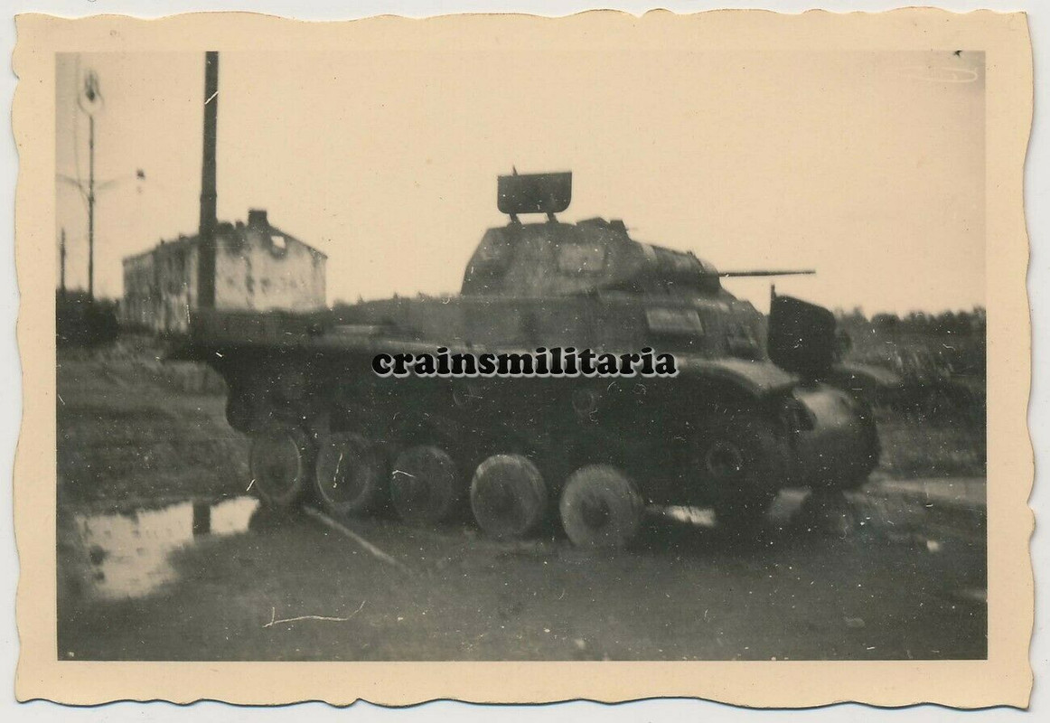 Orig. Foto zerstörte Panzer Tank nach Kampf um WARSCHAU Polen 1939