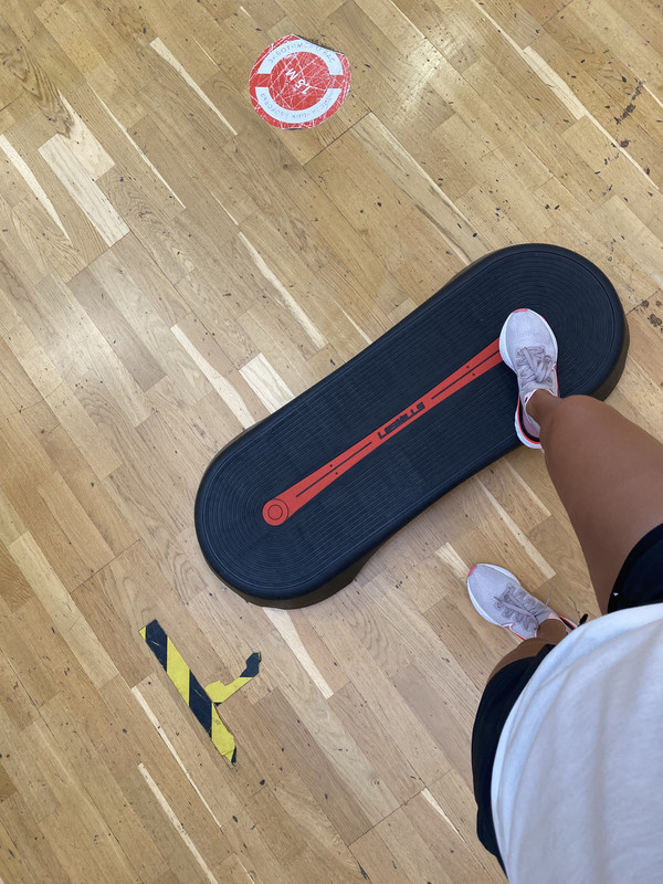 DACC162B-0AC5-450D-A249-254F1CDCD8EA