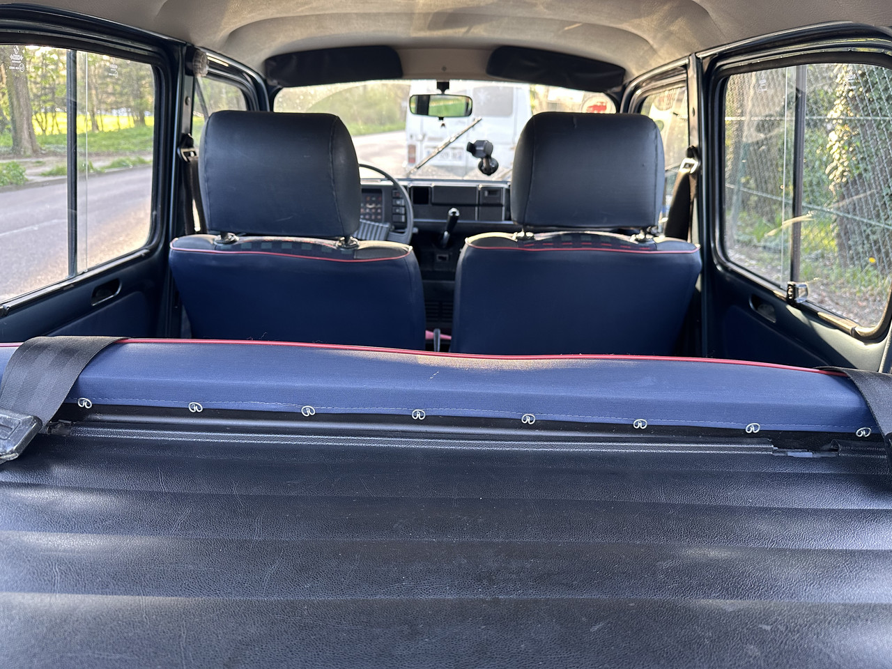 R4 Photo habitacle AR