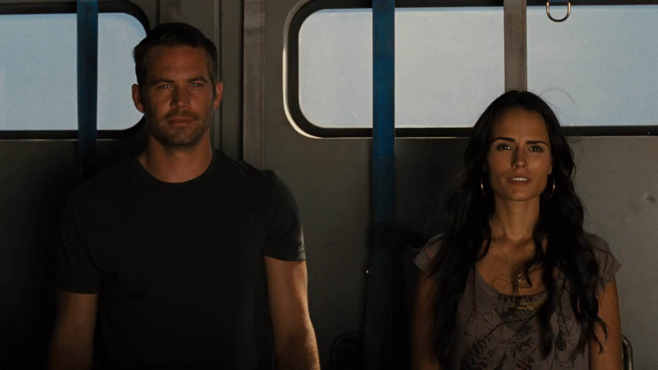 Fast Five 2011 BluRay [Hindi + Tamil + Telugu + English] 480p, 720p, 1080p ESub Screenshot