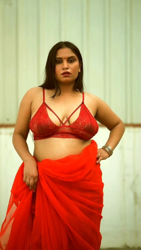 desi hot aunty black nipple through red bra and costume.mp4_snapshot_00.03.388