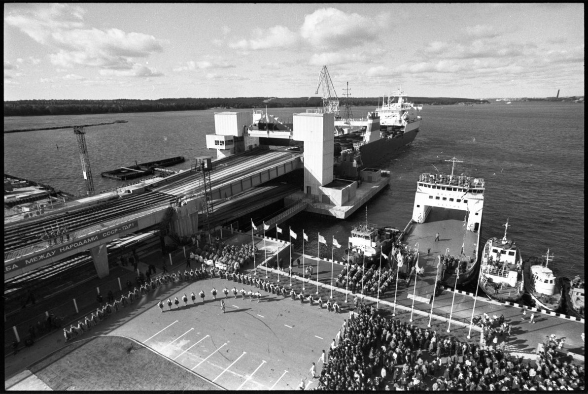 Tarptautinės jūrų perkėlos atidarymas 1986 10 03