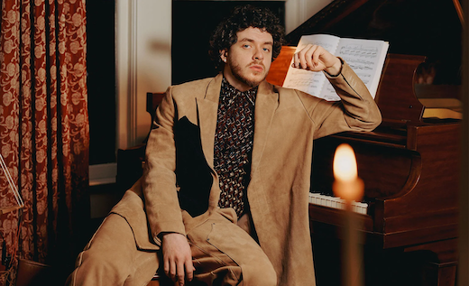 feature-jack-harlow-billboard-2022-bb18-firs-las-2-1548-copy
