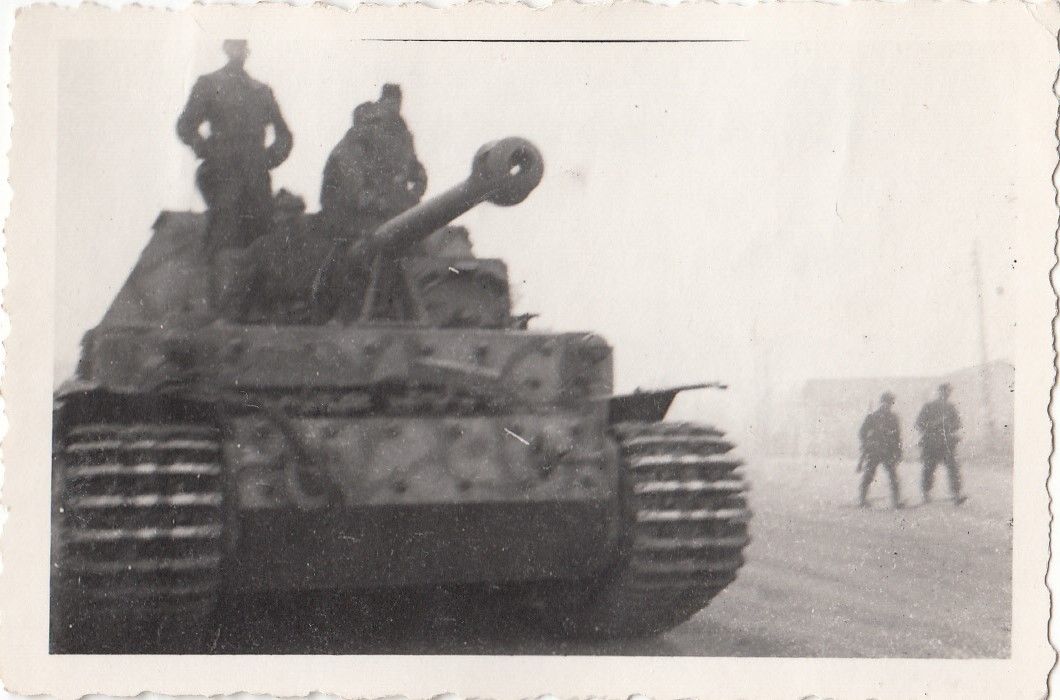 Elefant - schw.Pz.-Jäger Abt.653-1