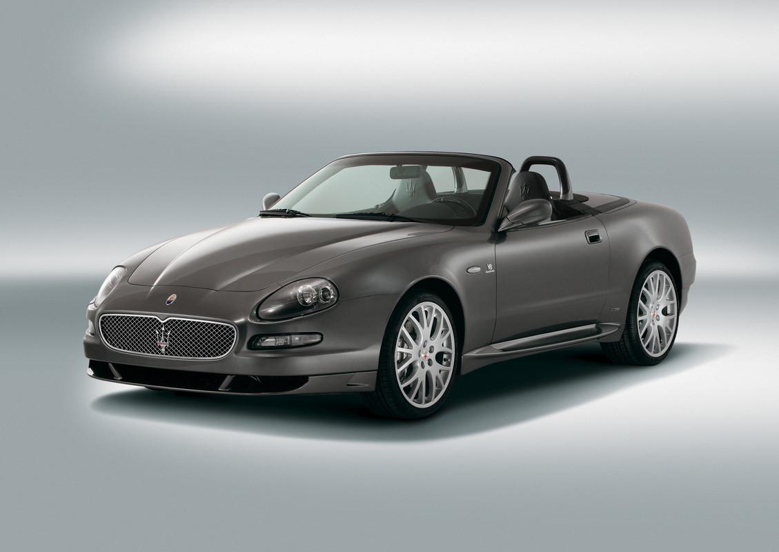 Maserati_GranSport_Spyder_2005(1)