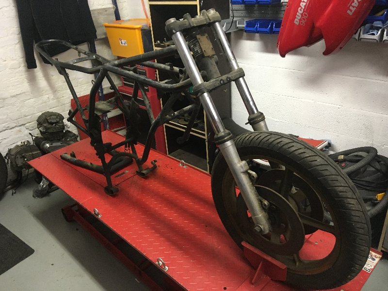 B0F5AF10-17F3-4DFD-9E97-5177E277E1CE