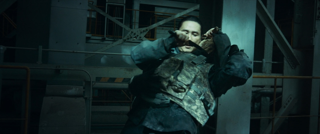 One-Percent Warrior (2023) (1080p BluRay x265 SAMPA).mkv_snapshot_00.41.52.194