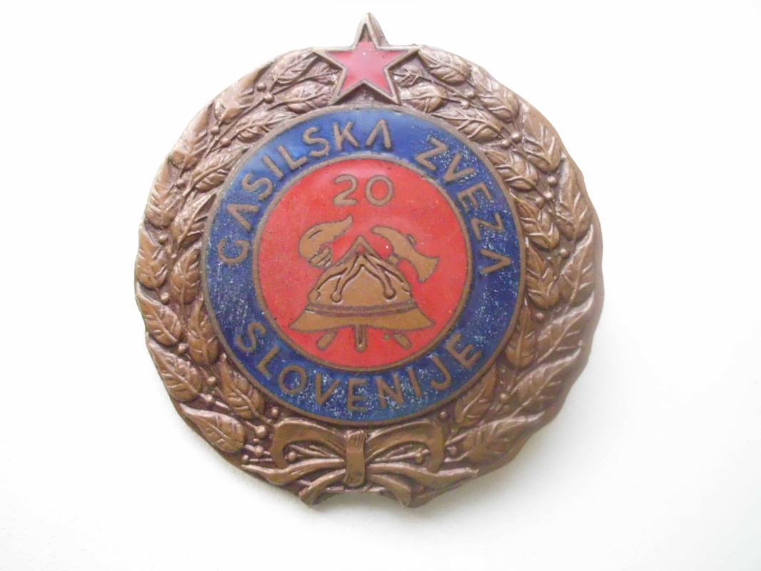 19 лет службы. Знак 50 лет службы. лучший работник пожарной охраны мвд рф фалеристика. памятный знак 50 лет пожарной охраны. 30 лет службы в пожарной охране.