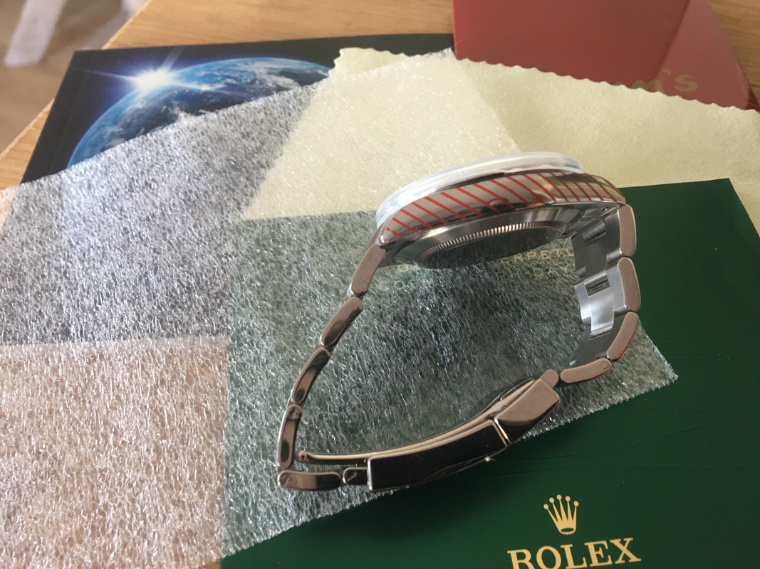 6922A673-157C-4D04-B8D4-EFDF62F7FE18