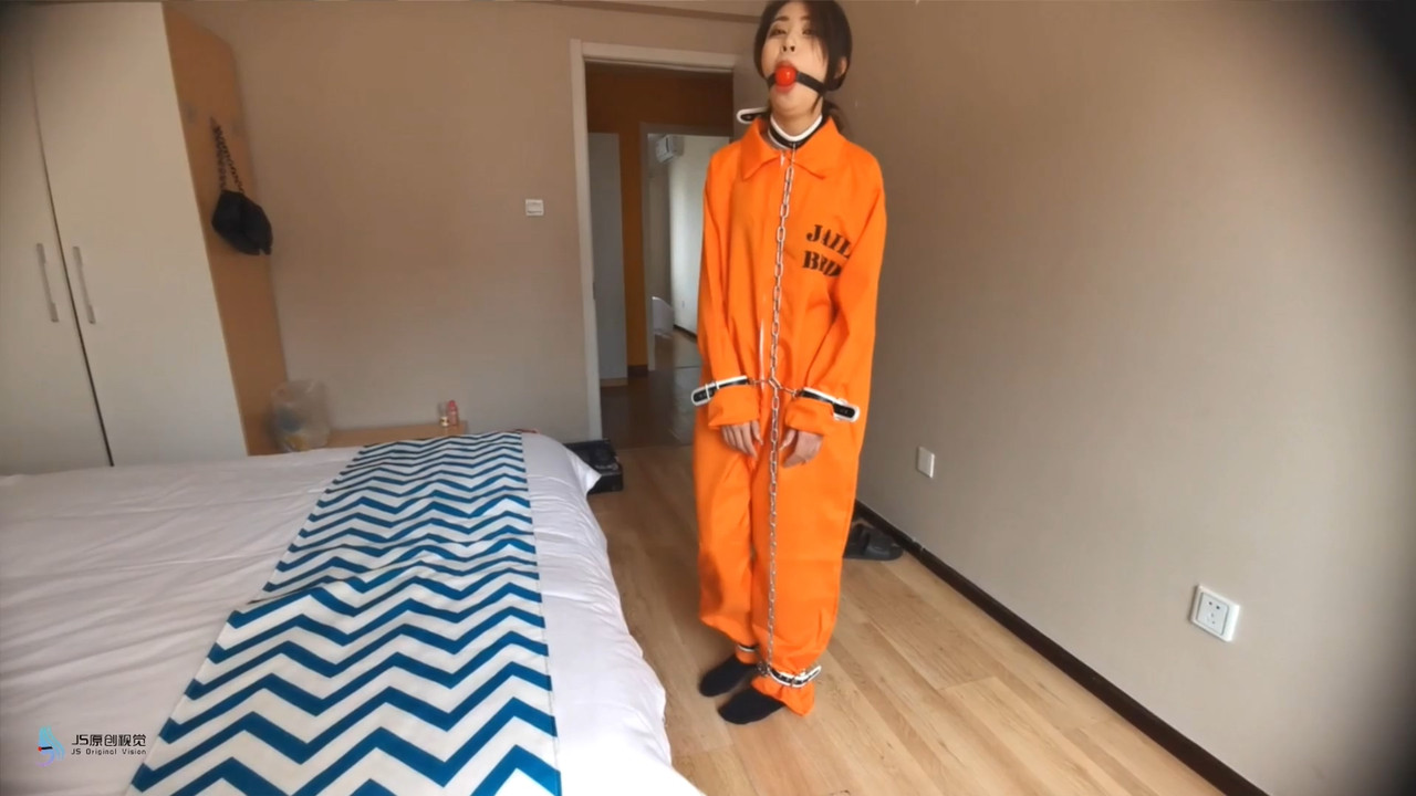 JS原创 瑾萱女囚犯.mp4_20211103_185404.127