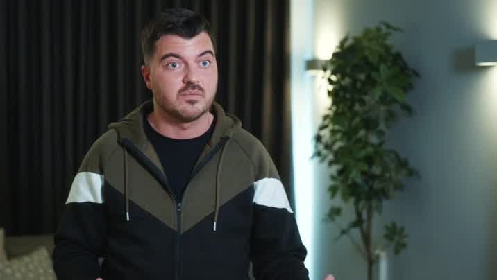 [Image: g4j2acu7q5ei.jpg]