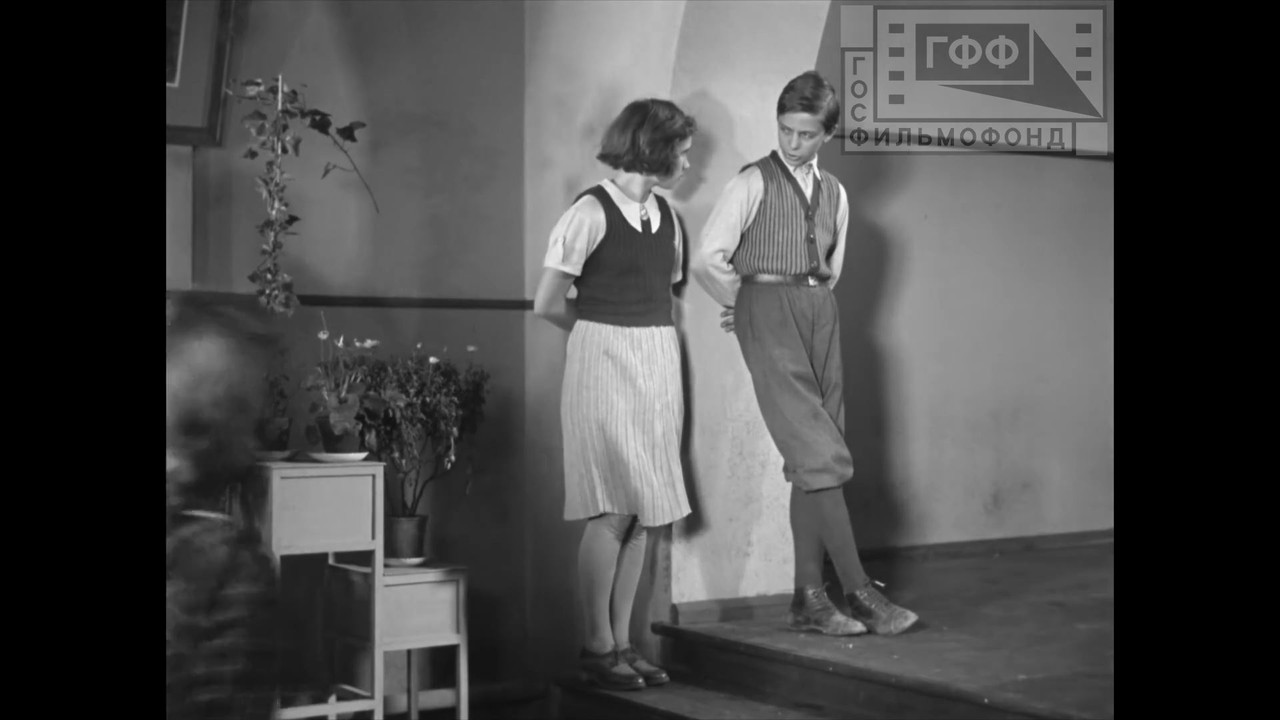 Отец и сын (1936) WEBRIP (1080p)_00_15_53_00_63