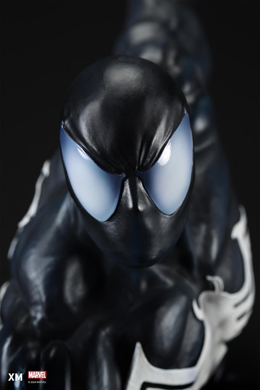 Premium Collectibles : Symbiote Spider-Man 1/4 Statue  5