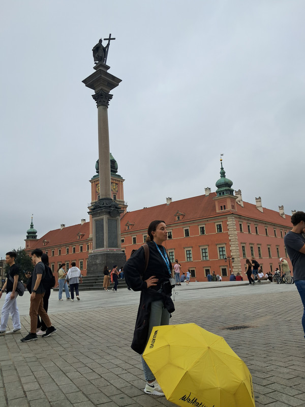 Varsovia 2024 la ciudad Fénix que resurgió de sus cenizas. - Blogs of Poland - Dia 1-Palacio Real, centro histórico y Free tour. (39)