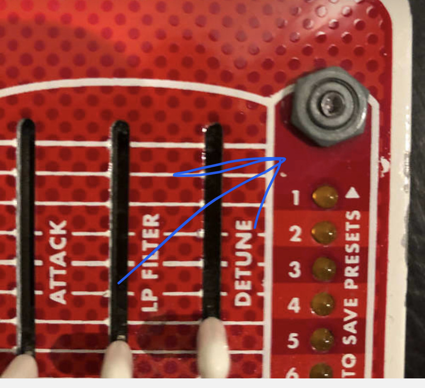 B8DCFF28-FC07-45F5-B2B3-0B1C9C4E3B62