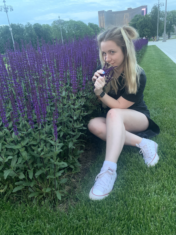 A5A8745B-03C1-4E30-95FF-EAF88D9F8EB6