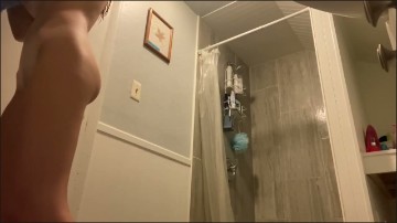 [Image: Voyeur11715122530.jpg]