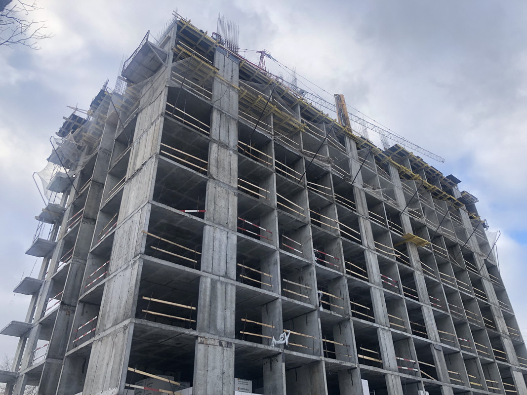 E3E7FE83-97A4-4D72-8AA7-CF348961AAB9