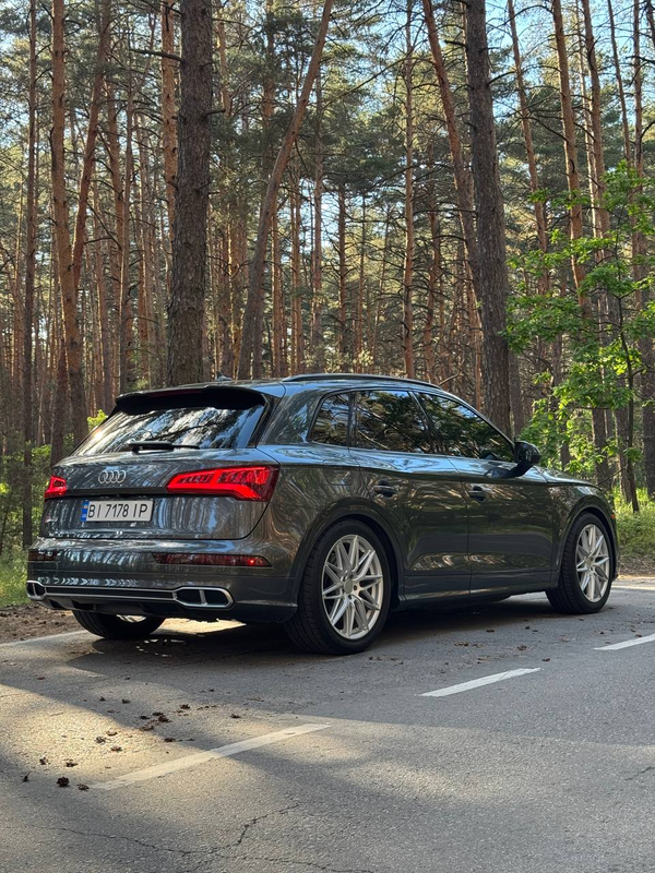 Audi sQ5 — фото 3