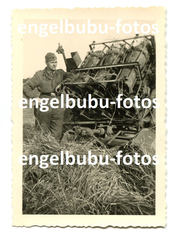 FOTO - schw. NEBELWERFER Abt. - Einsatz Wolchow - Nebelwerfer - Granaten - (2)