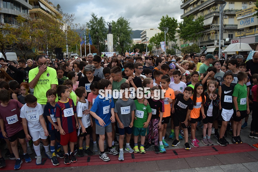 , 23&omicron;&sigmaf; &Alpha;&gamma;ώ&nu;&alpha;&sigmaf; &Delta;&rho;ό&mu;&omicron;&upsilon; &Kappa;&alpha;&lambda;&alpha;&mu;ά&tau;&alpha;&sigmaf;: &Mu;&iota;&alpha; &pi;&omicron;&lambda;ύ&chi;&rho;&omega;&mu;&eta; &gamma;&iota;&omicron;&rho;&tau;ή &alpha;&theta;&lambda;&eta;&tau;&iota;&sigma;&mu;&omicron;ύ &mu;&epsilon; &pi;&rho;&omega;&tau;&iota;έ&sigmaf; &Mu;&pi;&omicron;&upsilon;&rho;ί&kappa;&alpha; &kappa;&alpha;&iota; &Zeta;&omicron;&sigma;&kappa;ί&nu; (&phi;&omega;&tau;&omicron;&gamma;&rho;&alpha;&phi;ί&epsilon;&sigmaf; &kappa;&alpha;&iota; &beta;ί&nu;&tau;&epsilon;&omicron;)