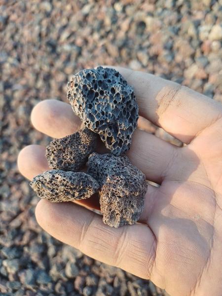  پوکه معدنی فندقی