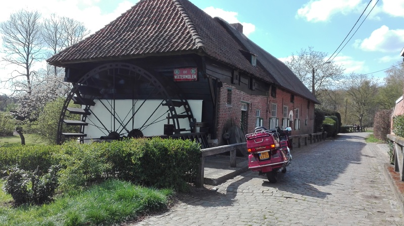 (15554) Watermolen Tielen 8