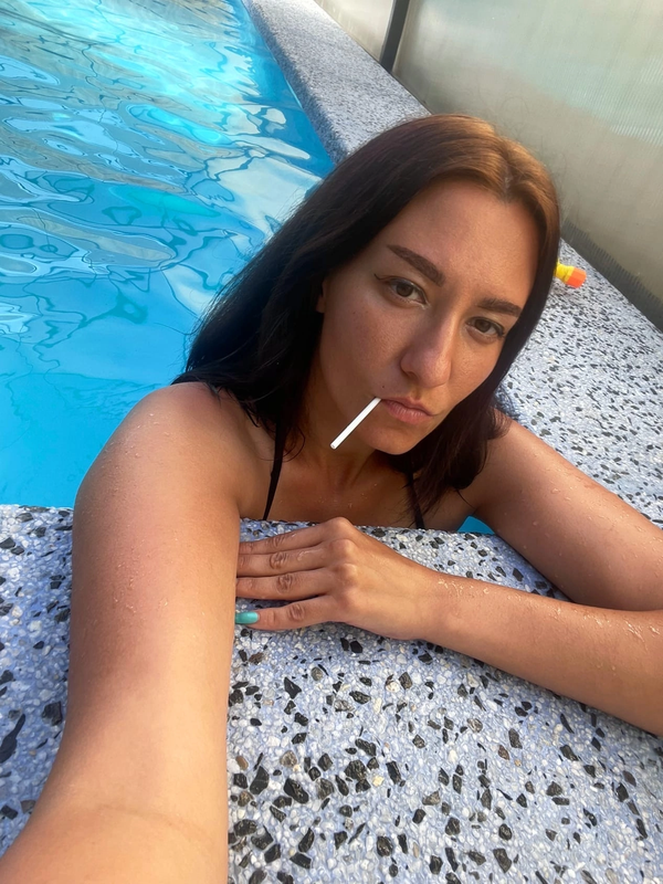 ED0A2D81-2356-439C-B921-A4725EA6857D