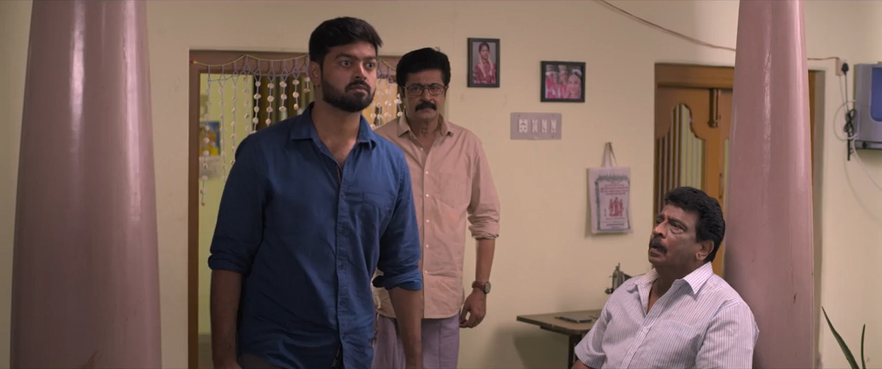 Messenger 2025 WebRip [Tamil] 480p 720p ESub Screenshot