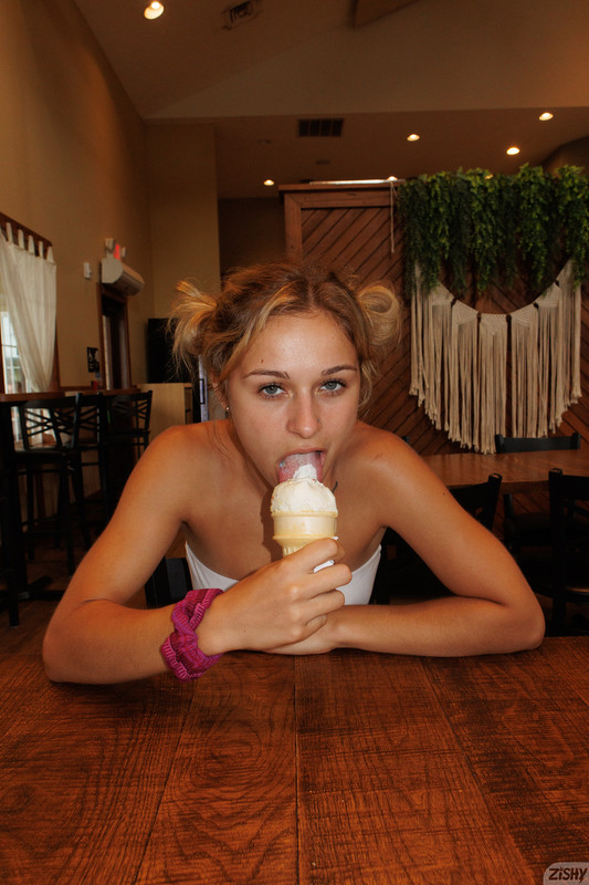 full_009_1430128354153554