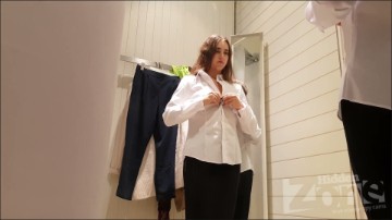[Image: Voyeur21035104509.jpg]
