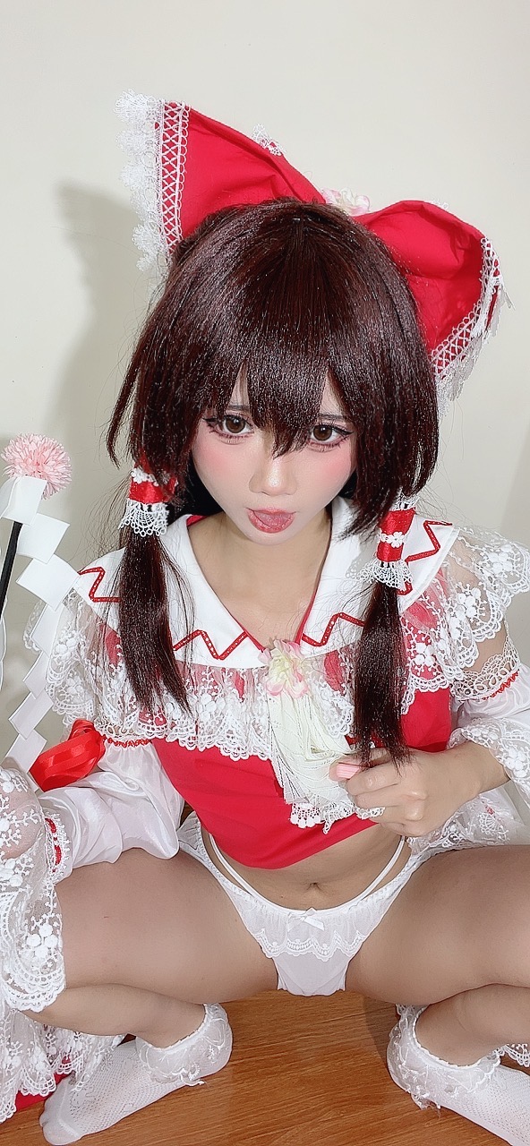 PoppaChan Reimu Hakurei Cosplay (Touhou Project) – 111 Photos 14 Videos 1.13GB插图7