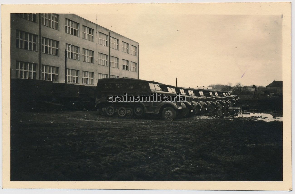 Orig. Foto SdKfz 6 Halbkette Brückengerät Kasern