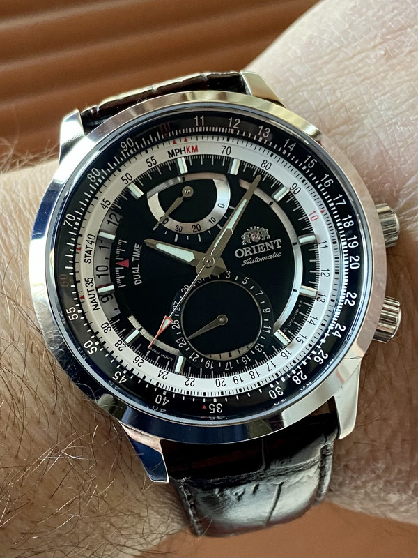 EAB387C8-8B01-4A2B-AF03-49E53F7E3F15