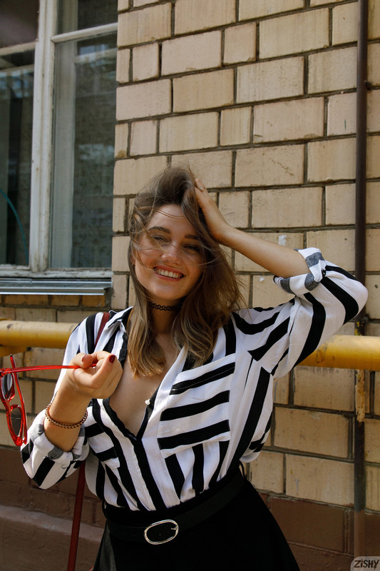 full_012_1136119885140040