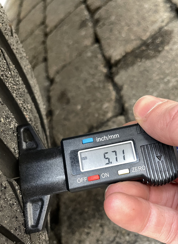 51B7C5CA-6A33-403D-A4DE-F85FBCE02556