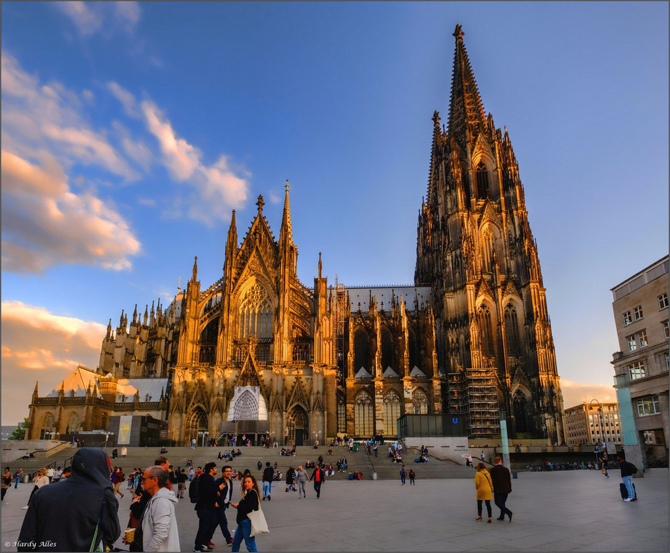 XT4G0352-Bearbeitet 2023 Köln  LR ERWZ FB