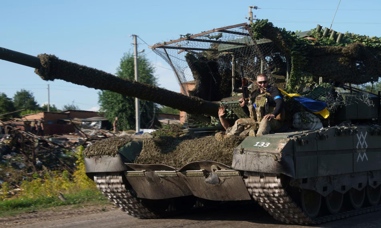 1024 T-80BVM Obr. 2022 capt 15 08 24