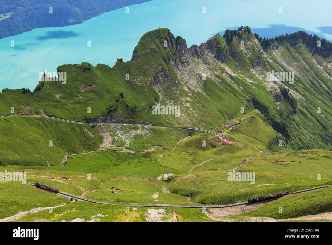 brienz rothorn zug und brienzersee brienz berner oberland schweiz 2s85haj