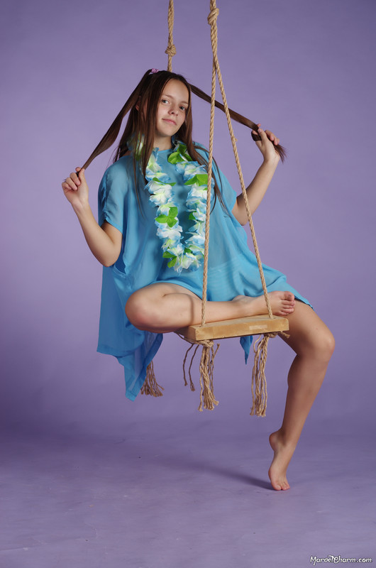 MarvelCharm_Nika-Swing-022