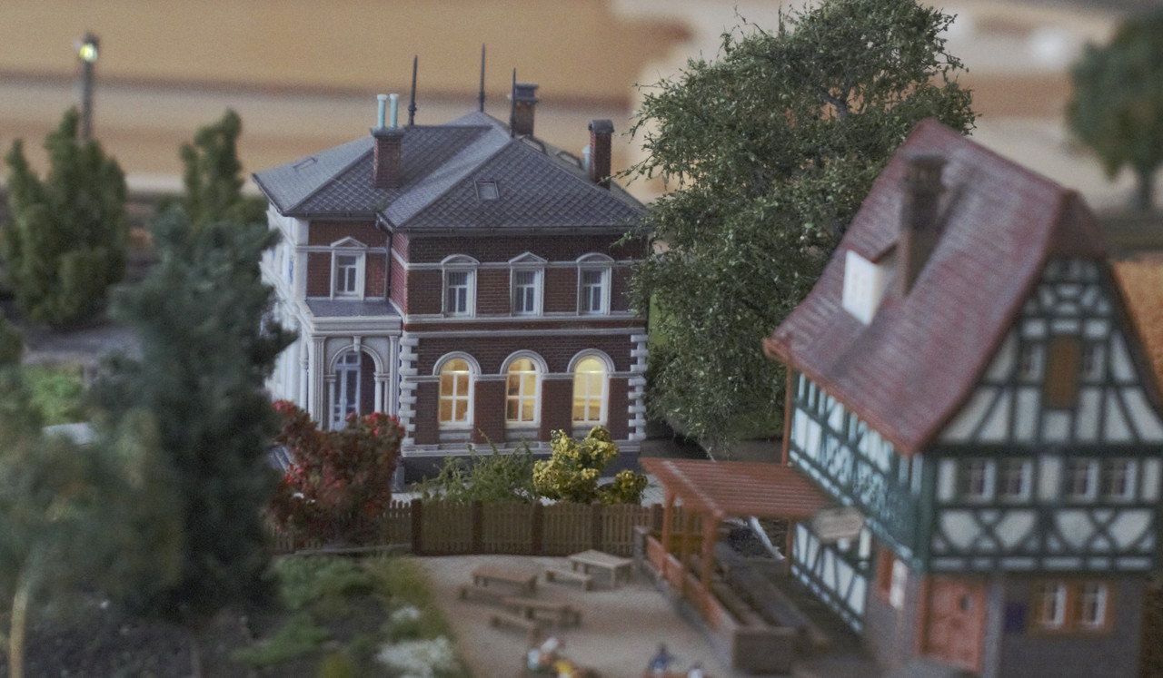 Verwaltungsgebäude 2