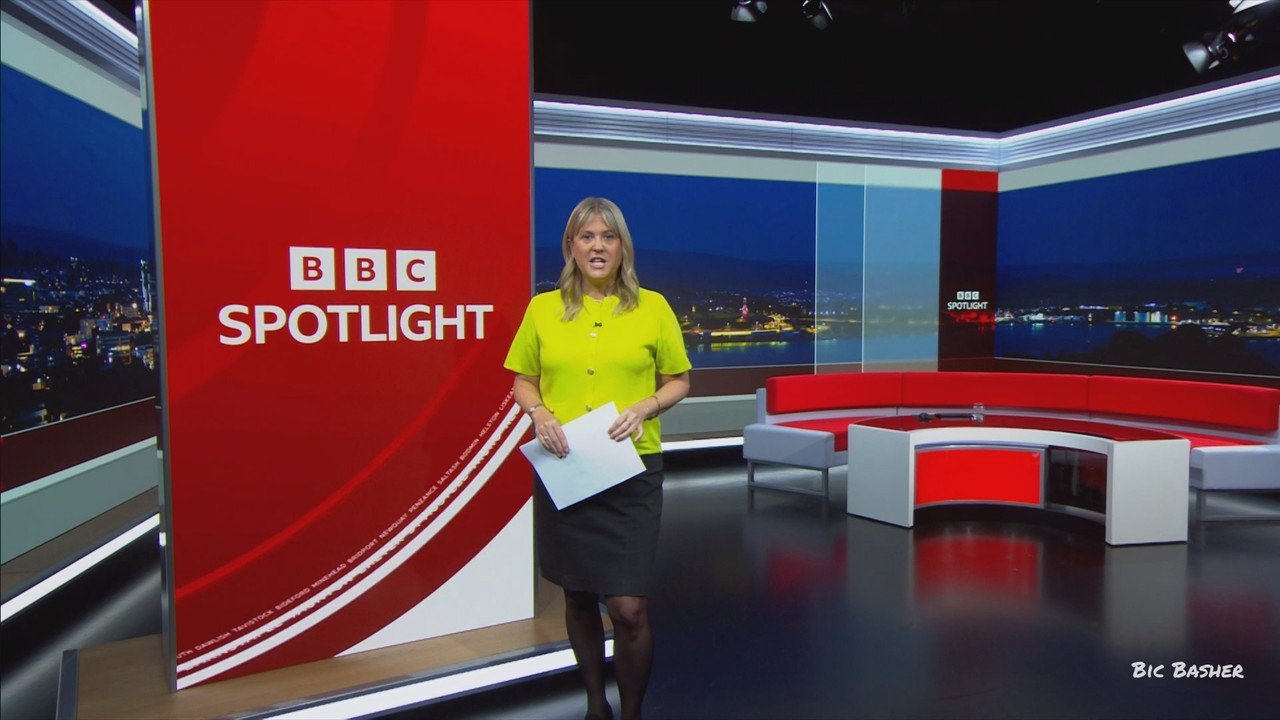 10 22 22 30 00 Spotlight Weather E56 The latest news sport we ts snapshot 07 13 366
