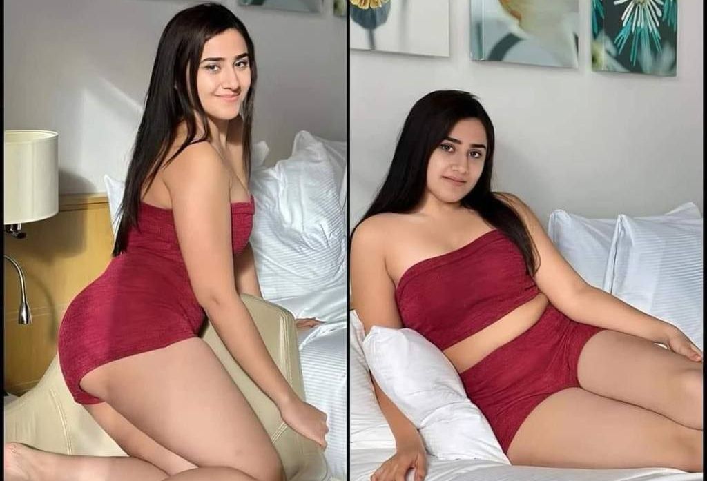 Hot model masturbating hard and moaning putting cucumber in her pussy exclusive viral