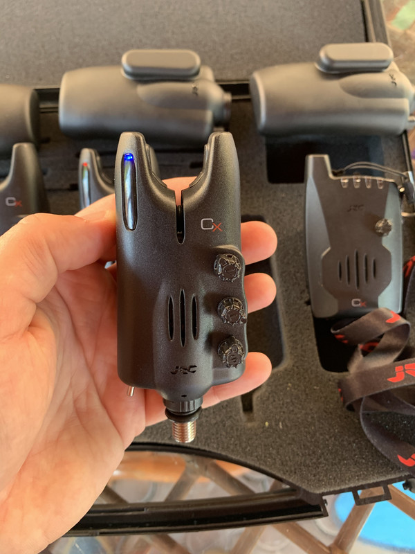 B2F7B4C5-38F0-4FC5-B4D5-FB629E7274B0