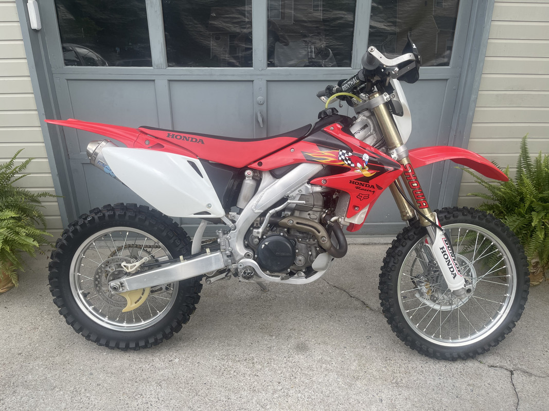 77D60FC7-9294-43A5-BBF7-757F66772E8D