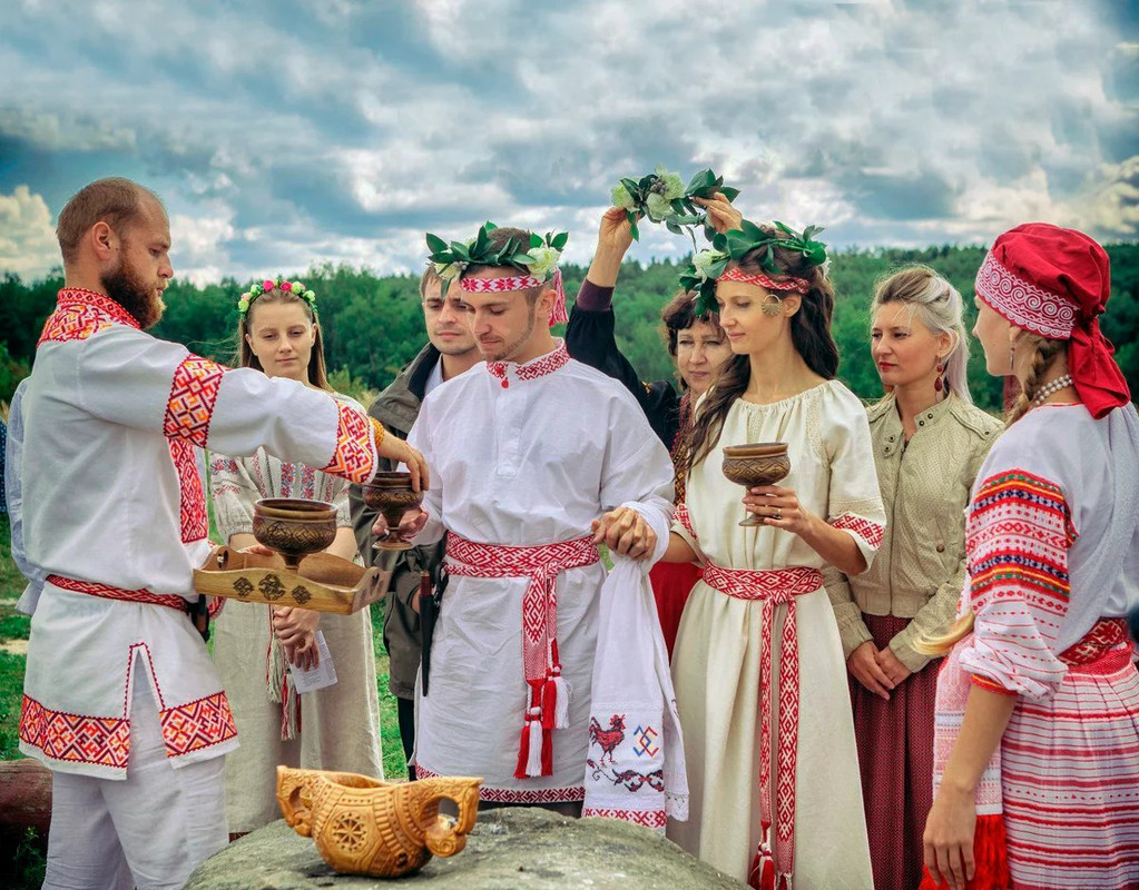 svadba-v-slavyanskom-stile-obychai-tradicii.jpg