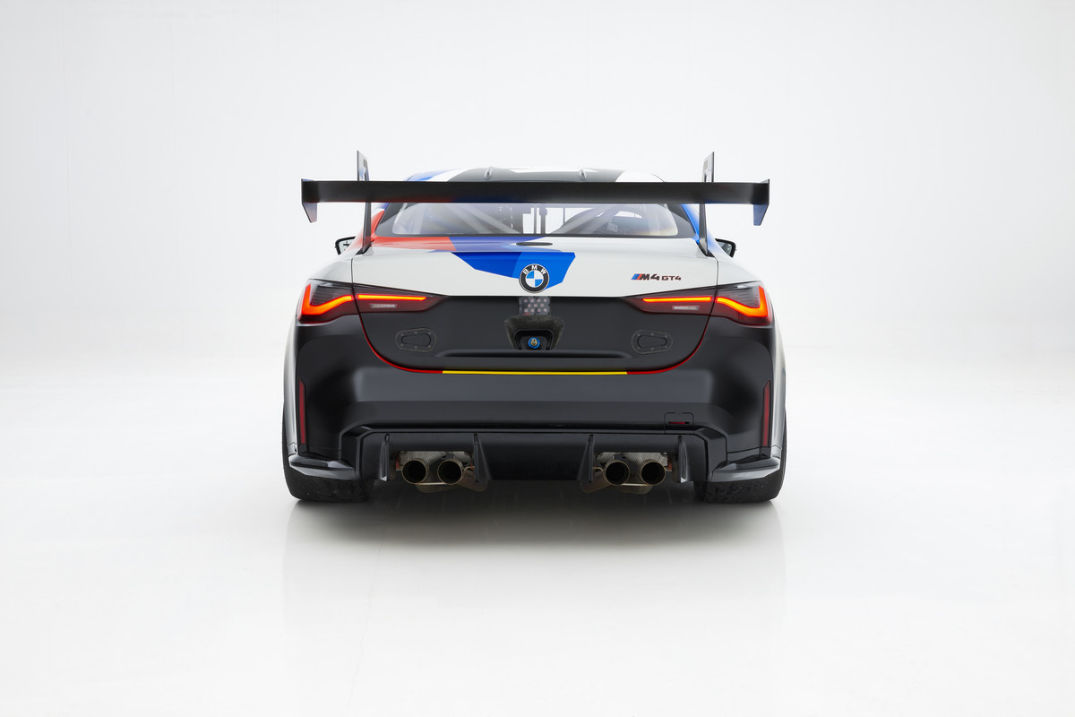 P90498917_highRes_bmw-m4-gt4-bmw-espaa